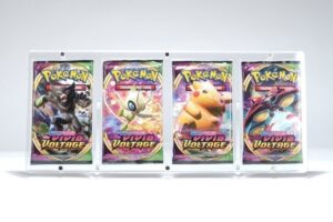 Magnetisk holder til fire Pokémon Boosterpakker (S&M & SWSH) - Legendary Card Collector - Magnetisk holder til udstilling og beskyttelse af fire Pokémon Boosterpakker